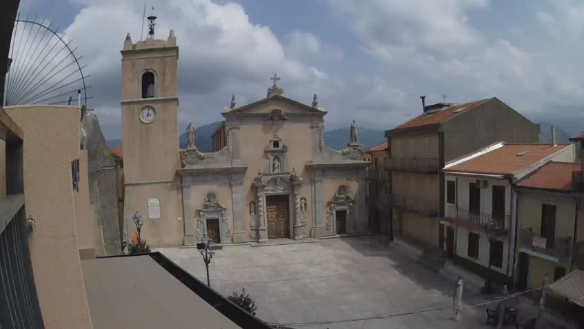 Live Cam