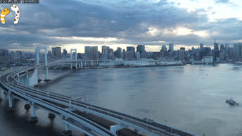 Cámara web en directo Tokio - Puente Arcoíris