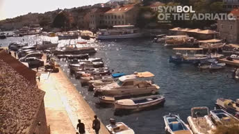 Webcam Bol Marina - Kroatien