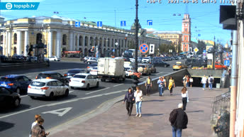 Saint-Pétersbourg - Métro Gostiny Dvor