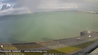 Live Cam Reykjavik - Mount Esja