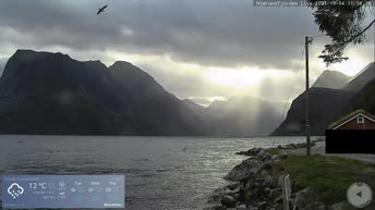 Kamera v živo Hjørundfjorden - Norveška
