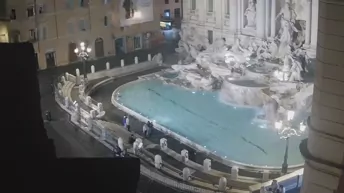 Live Cam Trevi Fountain - Rome