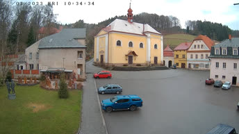 Webcam en direct Malé Svatoňovice - Place Karla Čapka