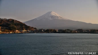 Jezero Kawaguchiko - gora Fuji