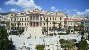 Webcam en direct Syros - Place Miaouli