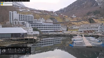 Cámara web en directo Puerto deportivo de Geiranger - Noruega