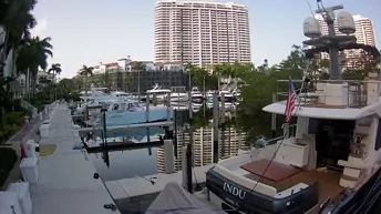 Webcam Williams Island Marina - Aventura