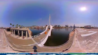 Kaohsiung - most Dagang