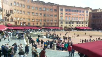 LIVE Camera Πλατεία Piazza Campo, Σιένα - Siena